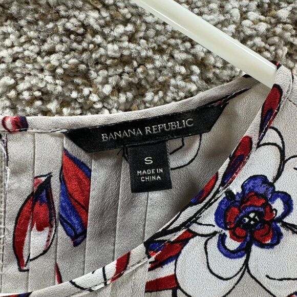 Banana Republic Blouse Womens Small Floral Ruffles Ladies Shirt Long Sleeve - Picture 7 of 14